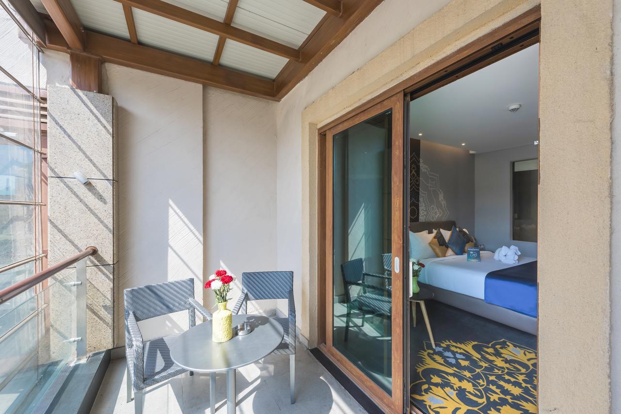 Grand Mercure Mysore - An Accor Brand Exterior foto Deluxe Room with private balcony