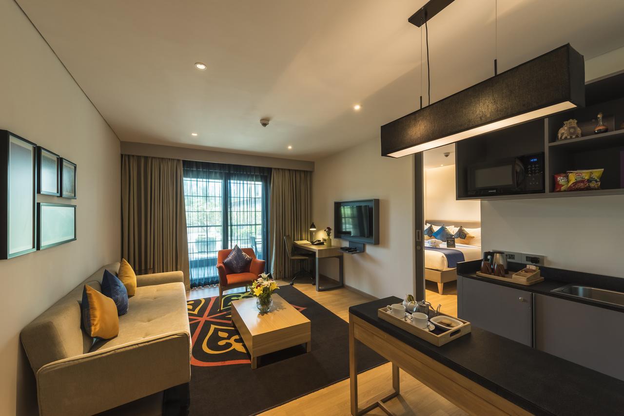 Grand Mercure Mysore - An Accor Brand Exterior foto A suite at the hotel